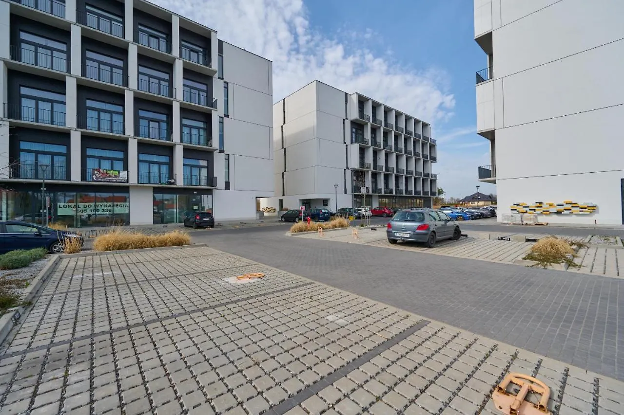 Mezzanine Studio Apartments Zarembowicza Wroclaw Airport By Renters